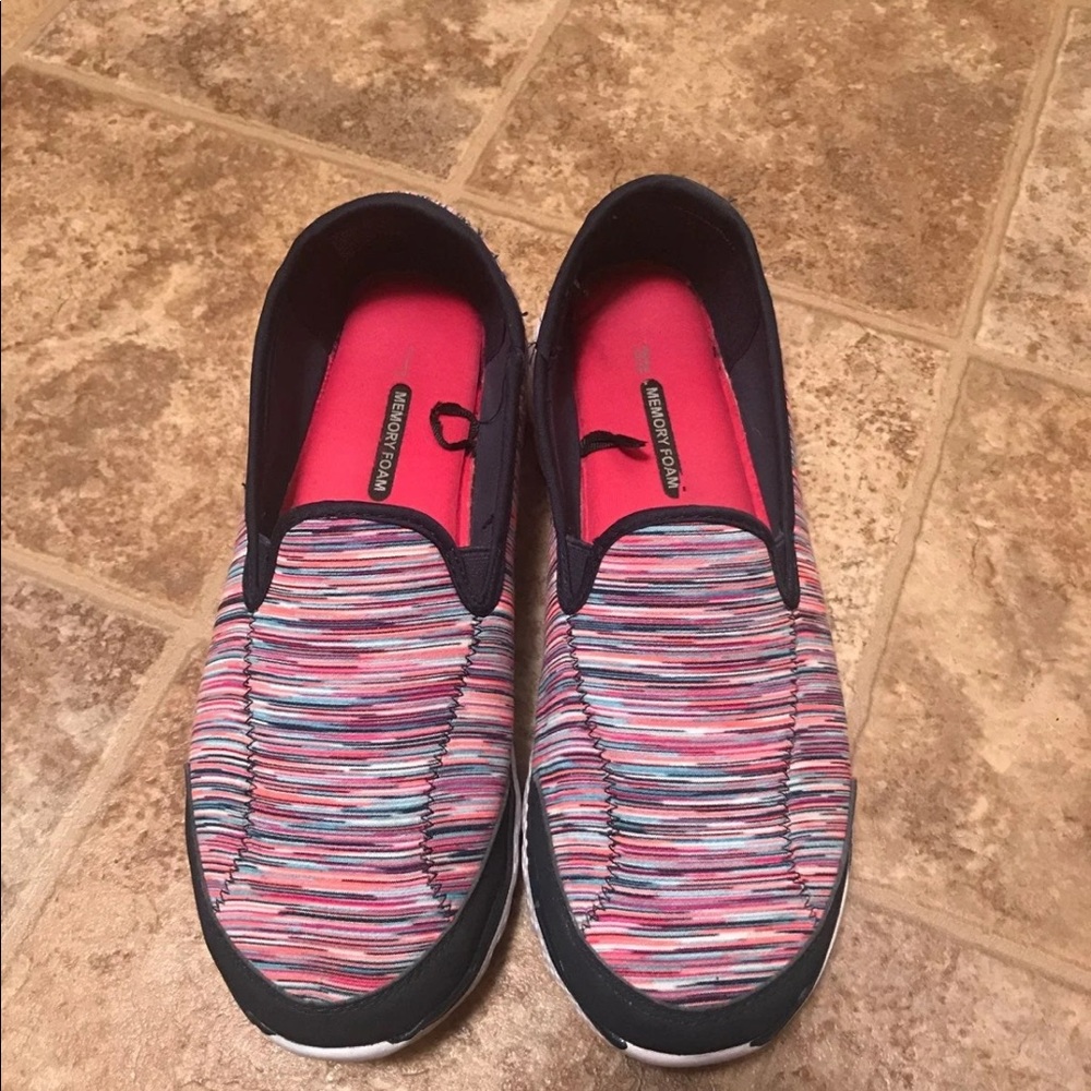 Danskin now shoes